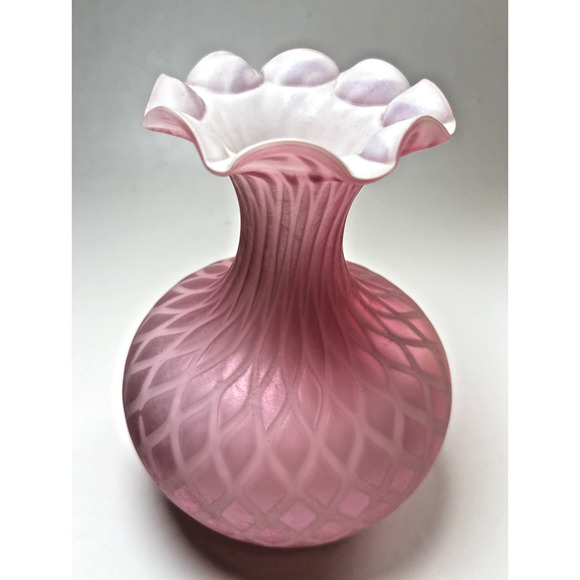 Antique Victorian Mother-of-Pearl Satin Glass Vase Quilted Diamond Pattern Cased - Picture 2 of 8